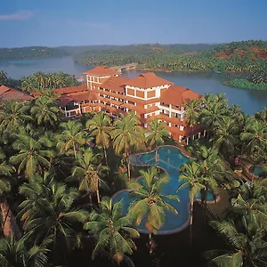 5* Resort The Raviz Kadavu,